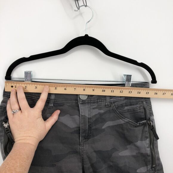 Democracy "Ab"solution Pants Womens 6 Camo Skinny Stretch Zipper Pockets Casual - Picture 10 of 15